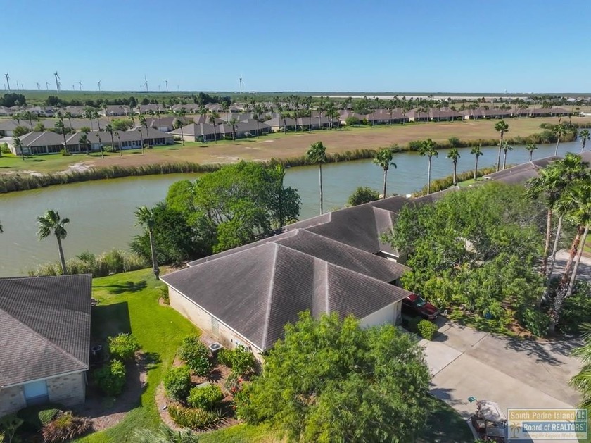 Waterfront Villa on Prestigious Golf House Rd! Rare opportunity - Beach Townhome/Townhouse for sale in Laguna Vista, Texas on Beachhouse.com