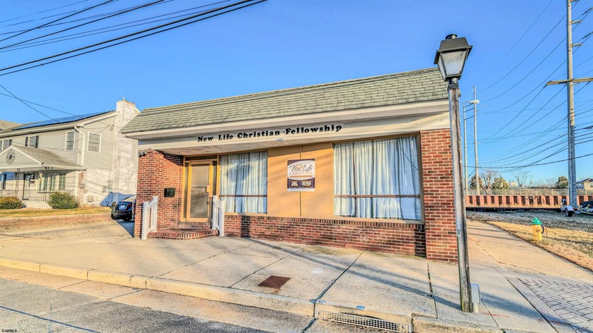 This solid, single-story masonry building offers a functional - Beach Commercial for sale in Atlantic City, New Jersey on Beachhouse.com