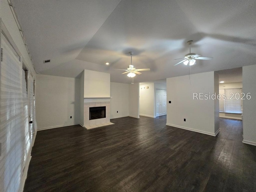 Welcome home to this charming retreat in Jericho Woods, located - Beach Home for sale in Beaufort, South Carolina on Beachhouse.com