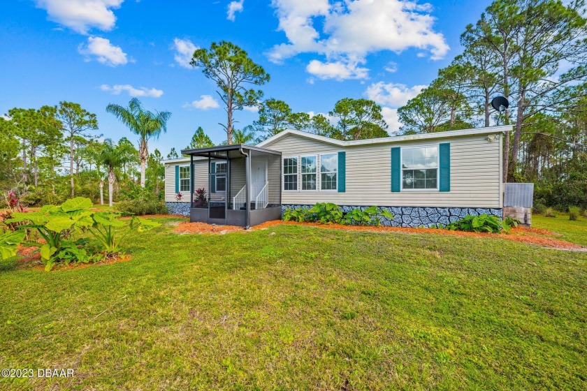 This is the perfect getaway to enjoy the quiet, rural area - Beach Home for sale in Oak Hill, Florida on Beachhouse.com