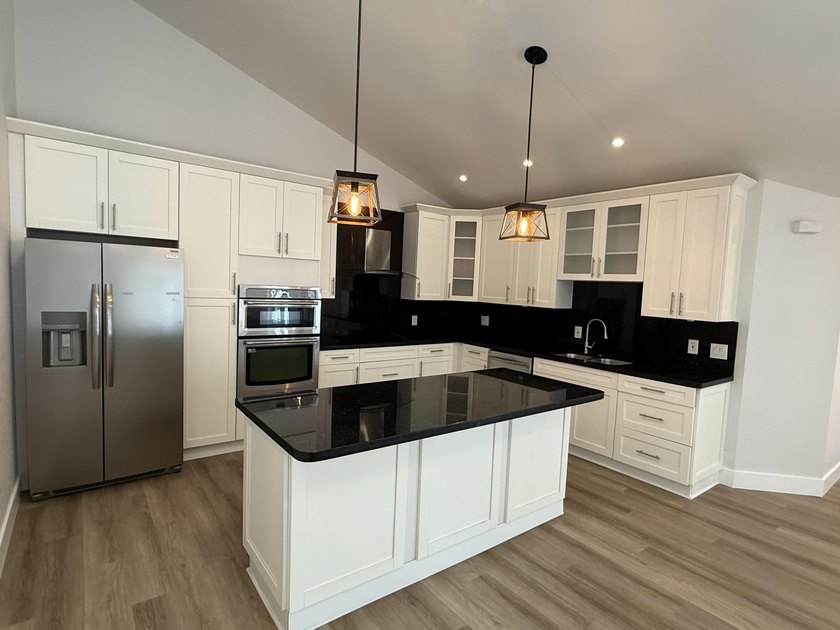 Wow! Stunning Townhouse at the heart of Palm Beach Gardens. 3 - Beach Townhome/Townhouse for sale in Palm Beach Gardens, Florida on Beachhouse.com