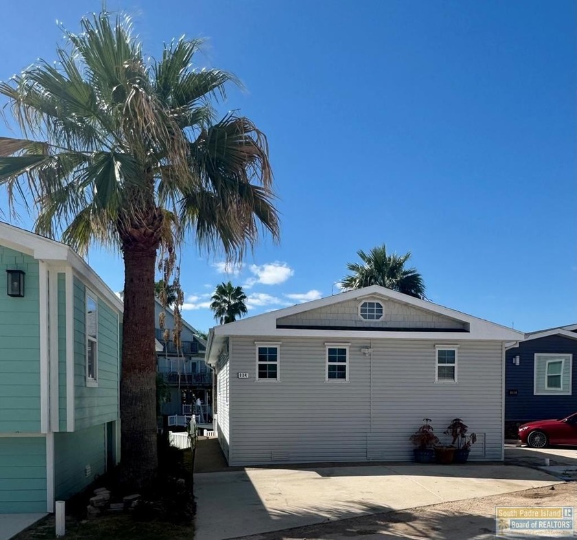 Your Coastal Retreat awaits! Waterfront 2bd/2ba move-in ready - Beach Home for sale in Port Isabel, Texas on Beachhouse.com