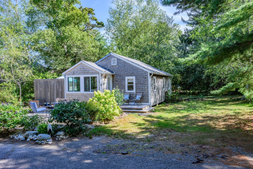 Coastal Charm in Chatham. Located in one of Cape Cod's most - Beach Condo for sale in Chatham, Massachusetts on Beachhouse.com