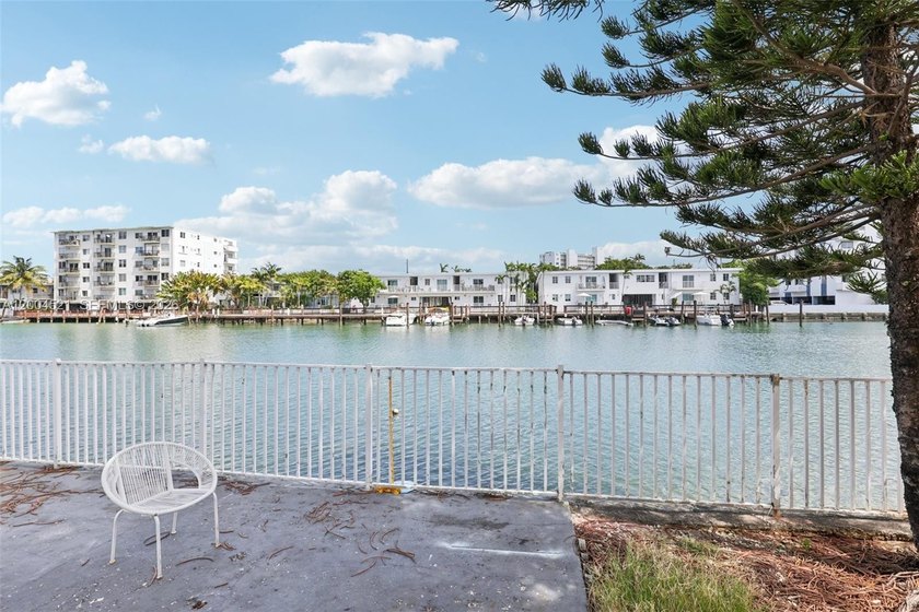 Experience the ultimate Miami Beach lifestyle in this unique - Beach Home for sale in Miami Beach, Florida on Beachhouse.com
