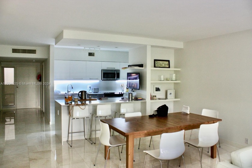 Bright, spacious, and elegantly remodeled 3-bedroom, 2-bathroom - Beach Condo for sale in Key Biscayne, Florida on Beachhouse.com