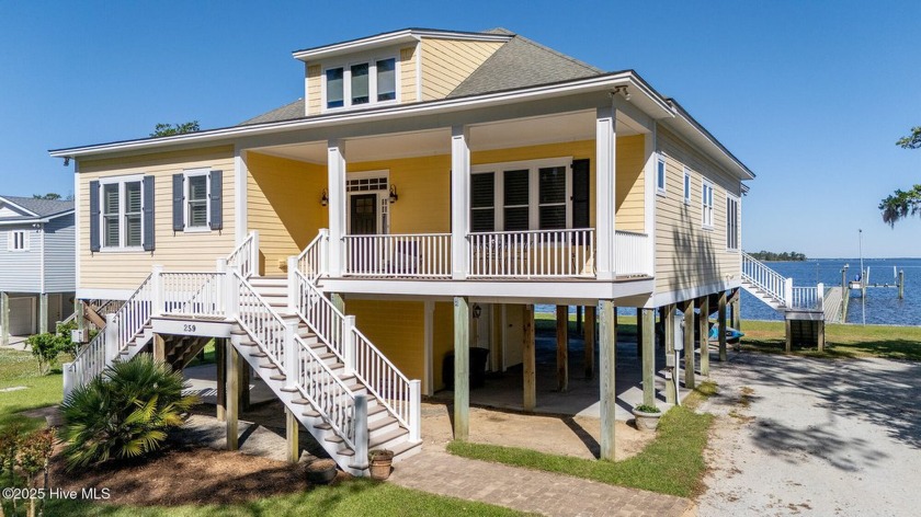 Experience luxury coastal living in this stunning home with deep - Beach Home for sale in Beaufort, North Carolina on Beachhouse.com