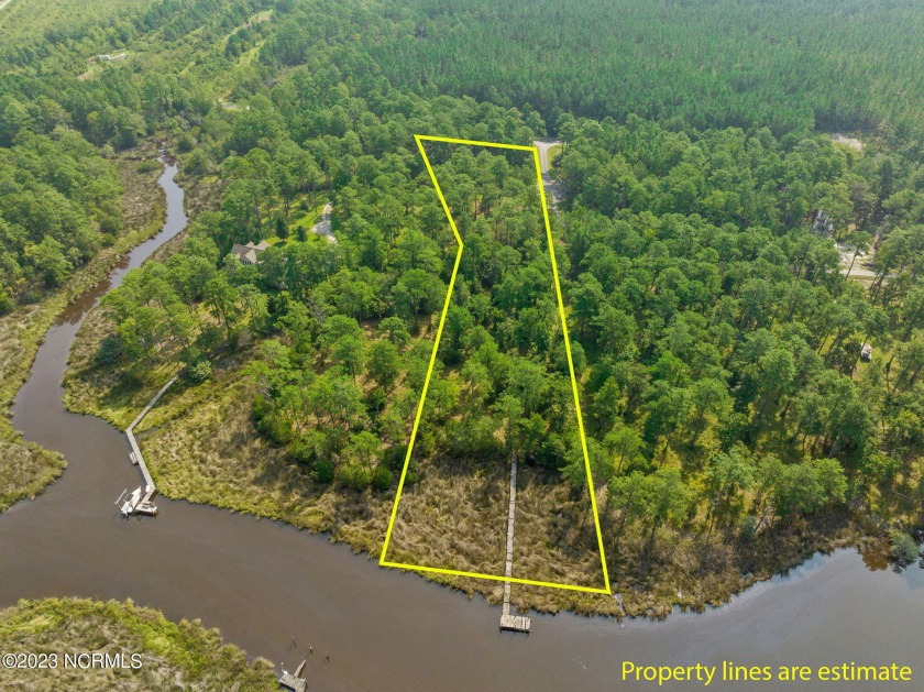Welcome home to a splendid waterfront homesite with an EXISTING - Beach Acreage for sale in Merritt, North Carolina on Beachhouse.com
