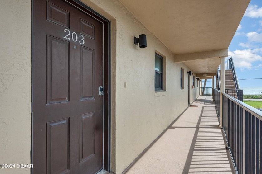 Discover your serene retreat in this exquisite 2-bedroom, 2-bath - Beach Condo for sale in Ormond Beach, Florida on Beachhouse.com