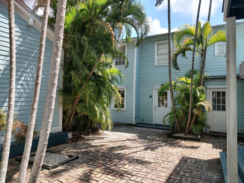 This 1/1 cozy conch cottage, offered at $550,000, is the lowest - Beach Home for sale in Key West, Florida on Beachhouse.com