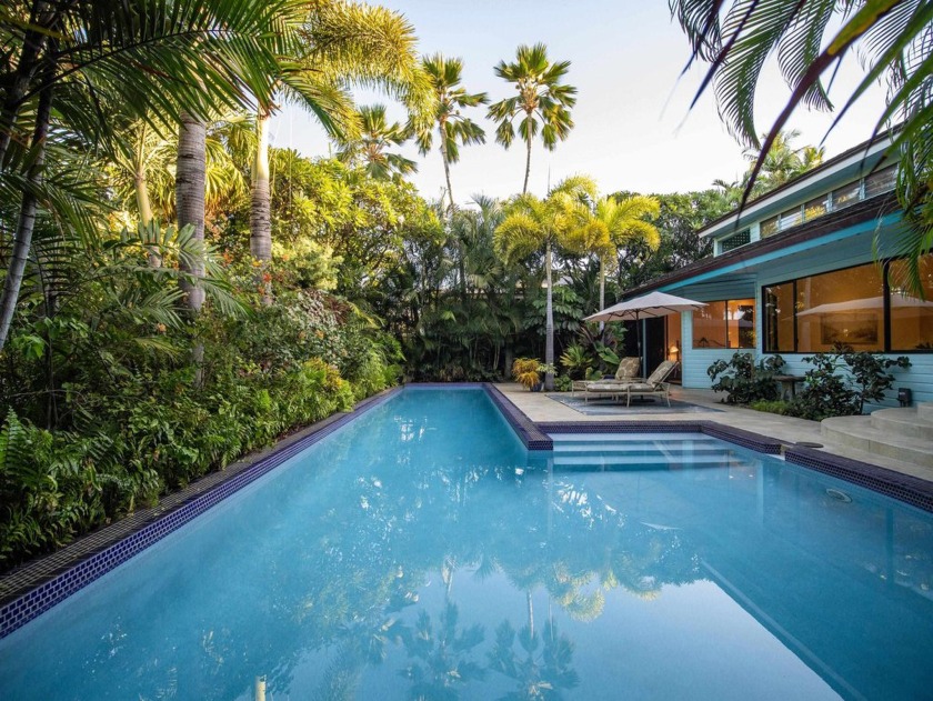 Extraordinarily private residence with spacious salt water lap - Beach Home for sale in Kihei, Hawaii on Beachhouse.com