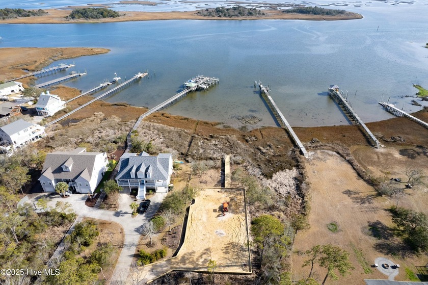 Don't miss this rare opportunity to build your dream home on an - Beach Lot for sale in Wilmington, North Carolina on Beachhouse.com