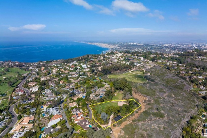 This newly created 1.77 acre parcel is located at the end of - Beach Lot for sale in La Jolla, California on Beachhouse.com