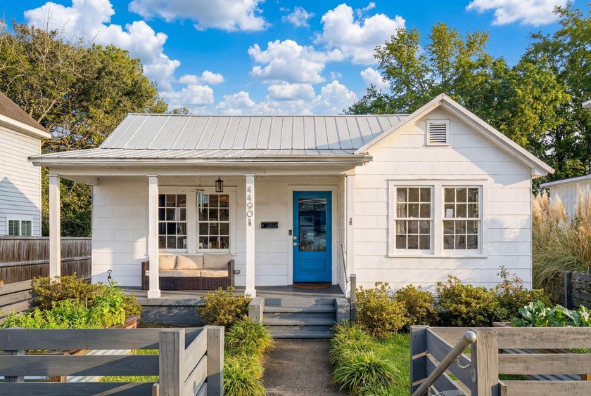 Currently zoned as Neightborhoood-Office, and functioning as a - Beach Home for sale in North Charleston, South Carolina on Beachhouse.com