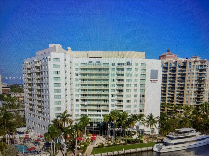 Fabulous resort style living in or/and a passive income - Beach Condo for sale in Fort Lauderdale, Florida on Beachhouse.com