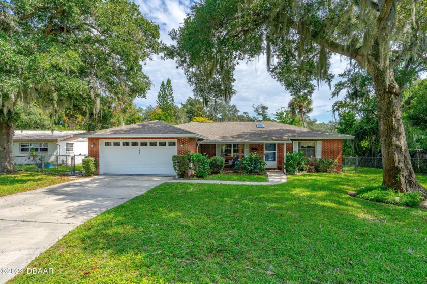 First time ever on the market! Use on  for short term rentals - Beach Home for sale in Daytona Beach, Florida on Beachhouse.com