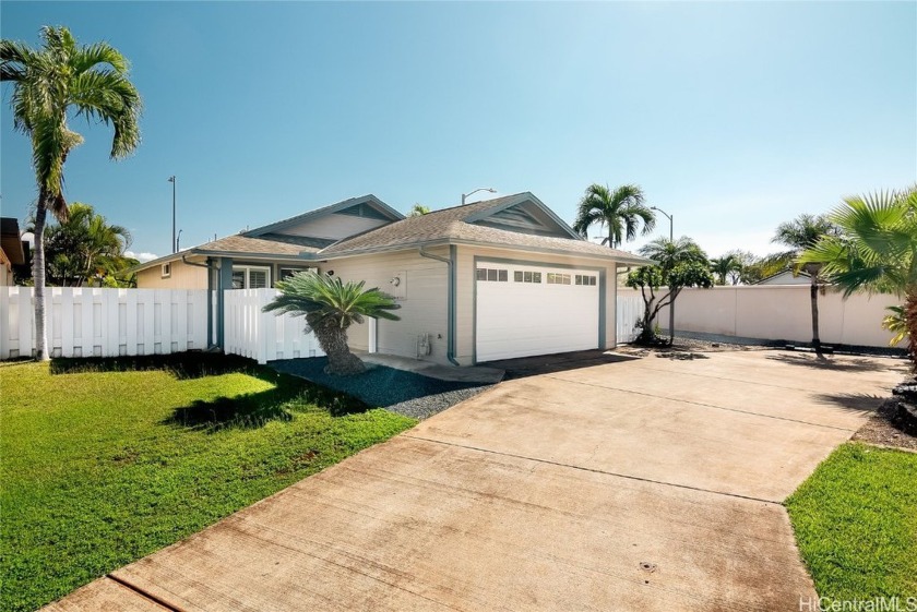 This beautifully upgraded 3-bedroom, 2-bath single-family home - Beach Home for sale in Ewa Beach, Hawaii on Beachhouse.com