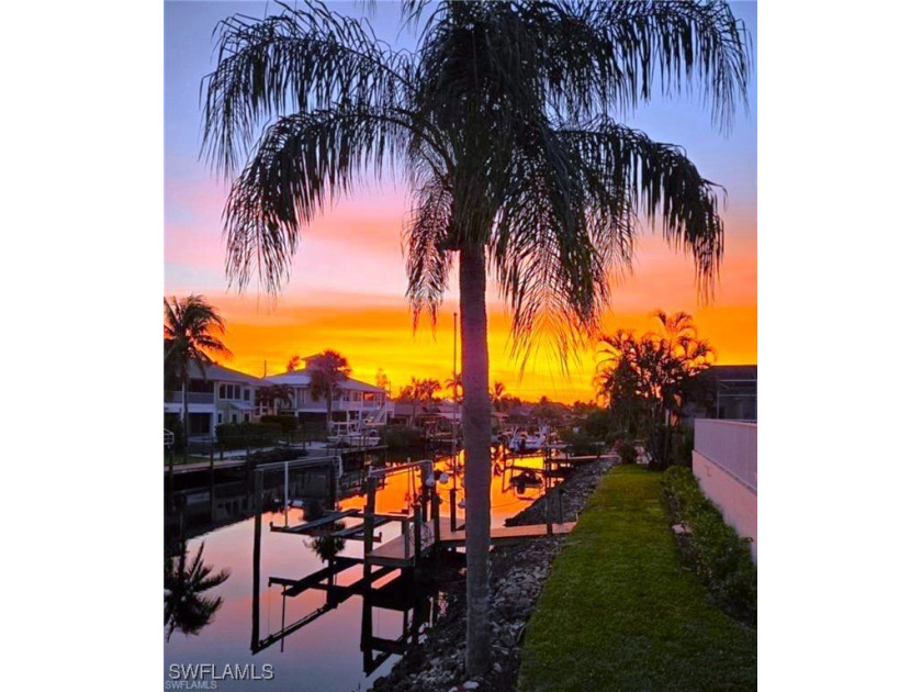 HOW MANY FORT MYERS, FL COMMUNITIES offer their residents BOTH - Beach Home for sale in Fort Myers, Florida on Beachhouse.com