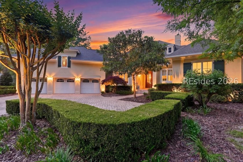 Discover the ultimate in sophisticated Lowcountry living in this - Beach Home for sale in Bluffton, South Carolina on Beachhouse.com