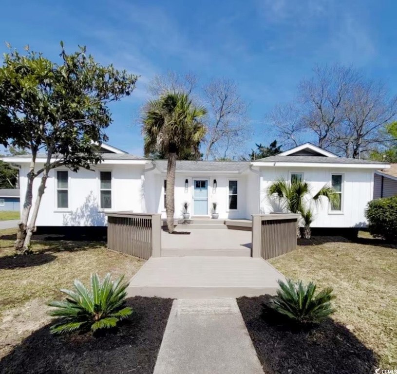 Don't miss your opportunity to own this one of a kind property - Beach Home for sale in North Myrtle Beach, South Carolina on Beachhouse.com