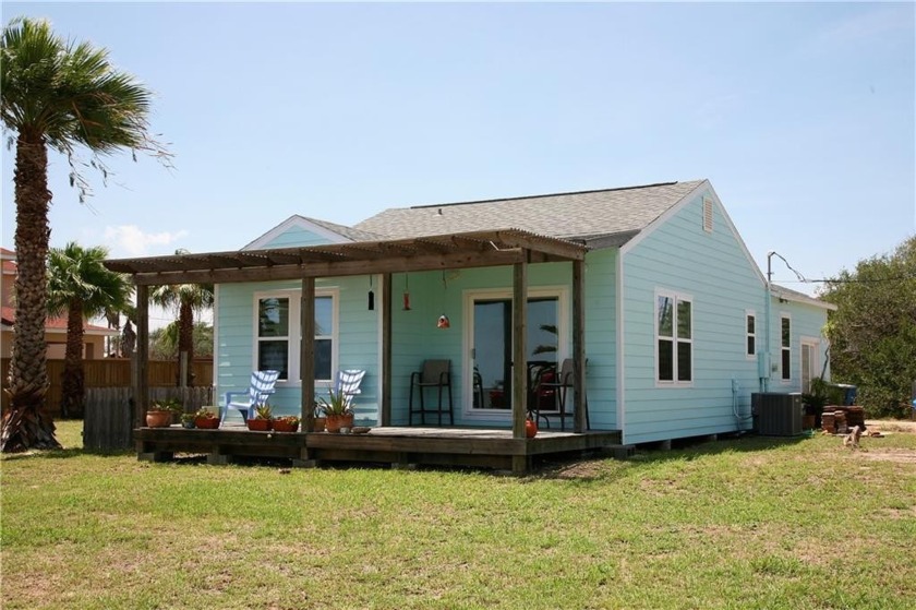 This coastal home has beautiful water views of the Laguna Madre - Beach Home for sale in Corpus Christi, Texas on Beachhouse.com