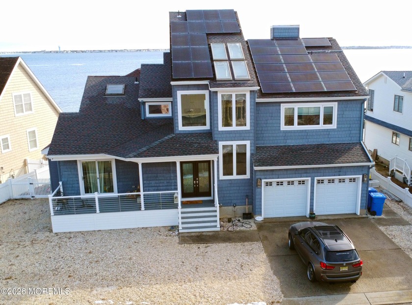 This stunning, fully updated ''Bayfront'' home is nestled in one - Beach Home for sale in Toms River, New Jersey on Beachhouse.com