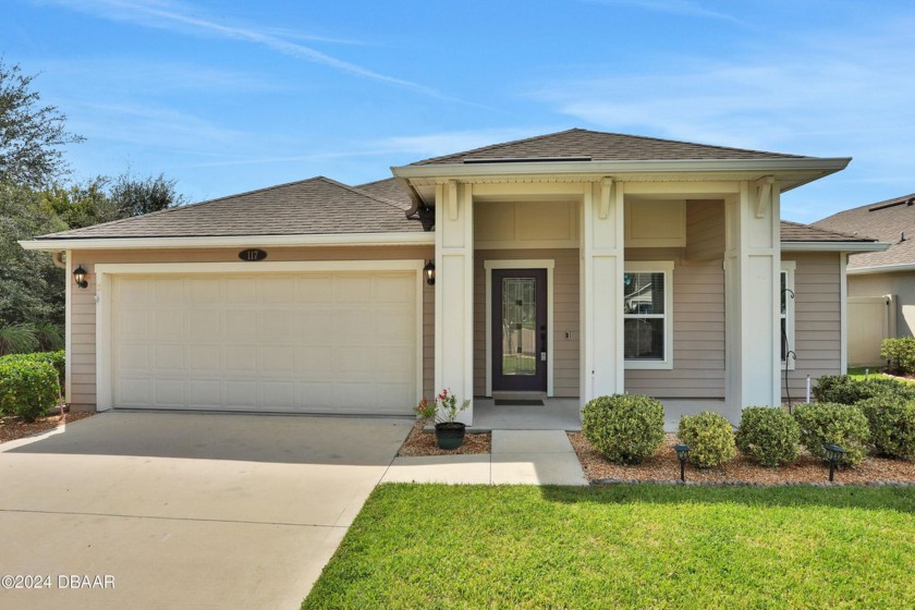 Welcome to this meticulously maintained 3-bedroom, 2-bathroom - Beach Home for sale in Palm Coast, Florida on Beachhouse.com