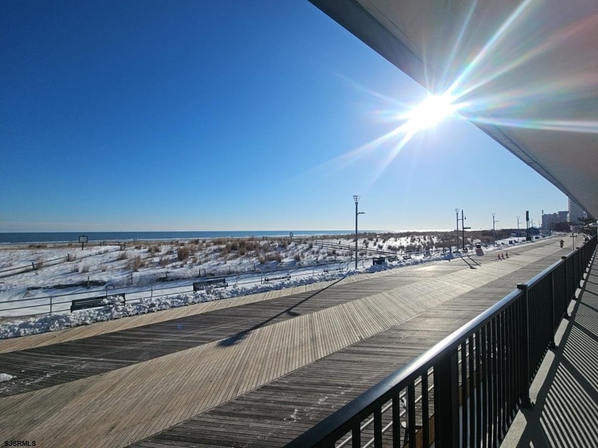Pool-facing, fully renovated studio at Seashore Club - Beach Condo for sale in Atlantic City, New Jersey on Beachhouse.com