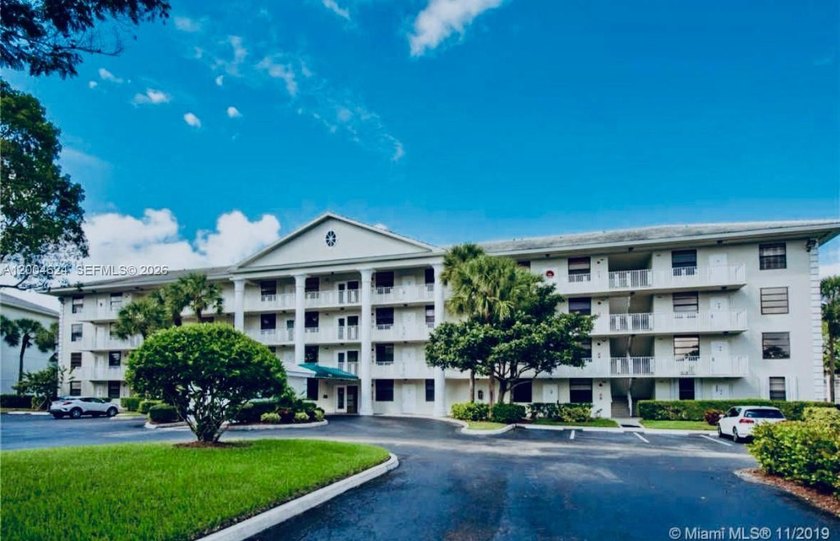 Upgraded 2-bedroom, 2-bathroom  renovated kitchen features - Beach Condo for sale in Davie, Florida on Beachhouse.com