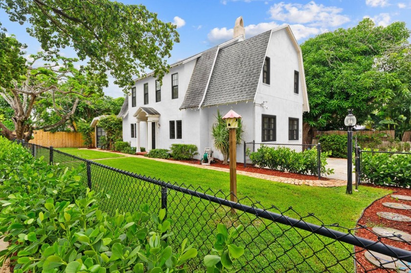 This lovingly cared-for and renovated home blends historic charm - Beach Home for sale in West Palm Beach, Florida on Beachhouse.com