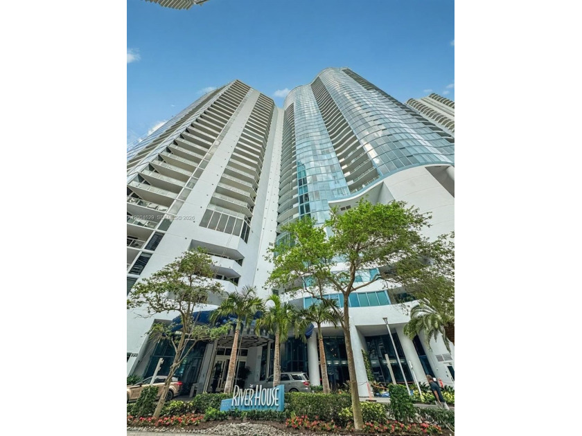 Nestled in the heart of Fort Lauderdale, the Las Olas River - Beach Condo for sale in Fort Lauderdale, Florida on Beachhouse.com