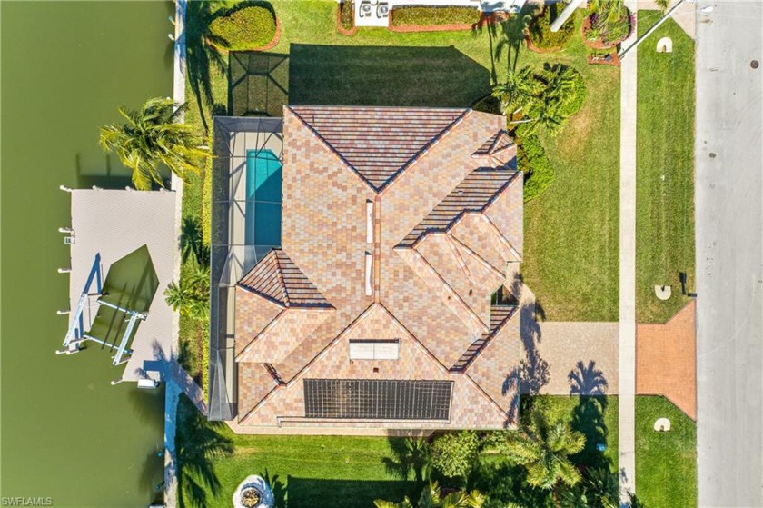Located on a Florida Gulfside Paradise called Marco Island, this - Beach Home for sale in Marco Island, Florida on Beachhouse.com