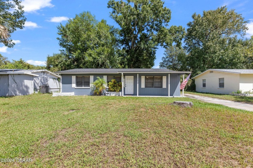 PERFECT 1ST TIME HOME BUYER HOME!   Don't let this 3 bedroom, 1 - Beach Home for sale in Daytona Beach, Florida on Beachhouse.com