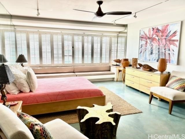 MOTIVATED SELLER CONSIDERING ALL OFFERS   GOLD COAST LIFESTYLE - Beach Condo for sale in Honolulu, Hawaii on Beachhouse.com