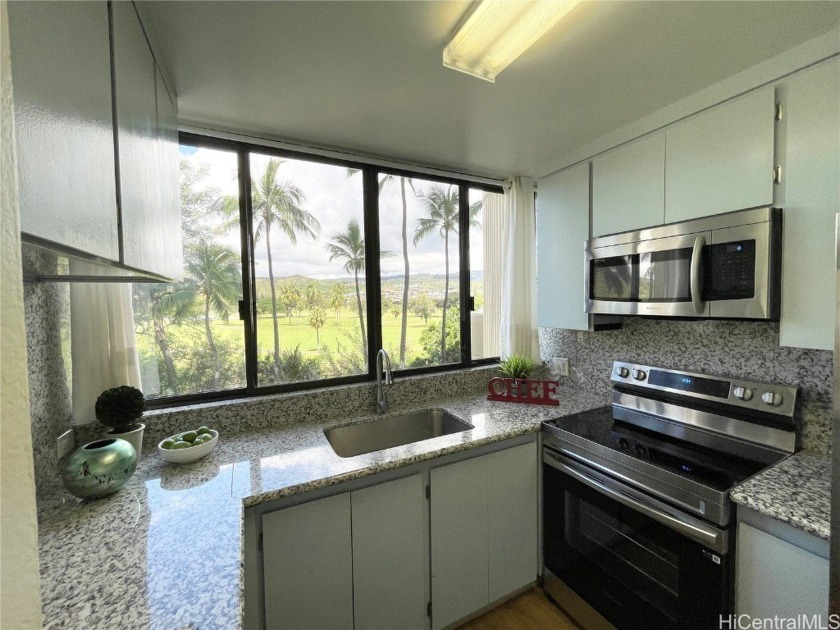 Welcome to Country Club Vista, a rare gem in a prime location on - Beach Condo for sale in Honolulu, Hawaii on Beachhouse.com