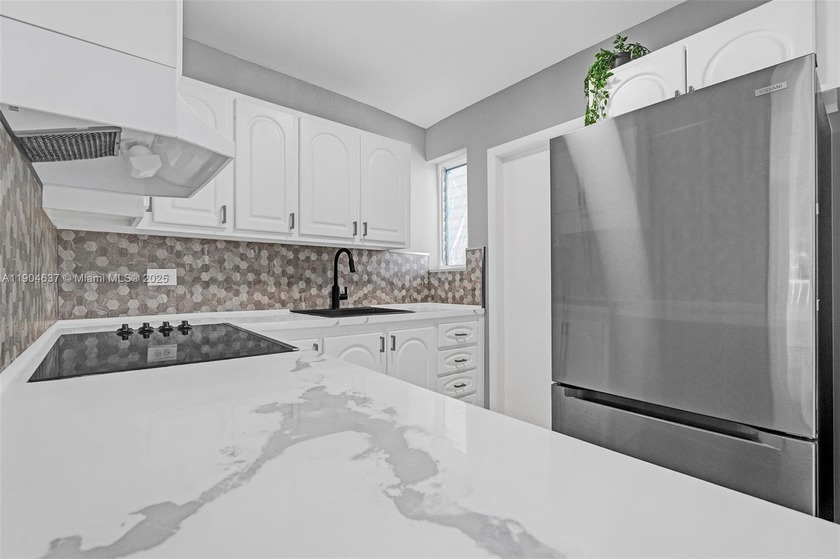 Live the ultimate South Beach lifestyle in this bright and airy - Beach Condo for sale in Miami Beach, Florida on Beachhouse.com