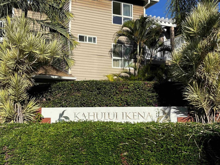 Kahului ?Ikena is a condo complex treasure tucked into the urban - Beach Condo for sale in Kahului, Hawaii on Beachhouse.com