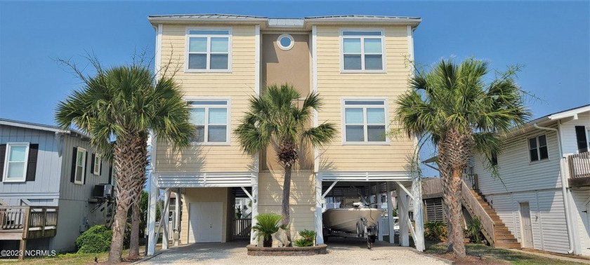 Enjoy one of the best island locations with this great canal - Beach Home for sale in Ocean Isle Beach, North Carolina on Beachhouse.com