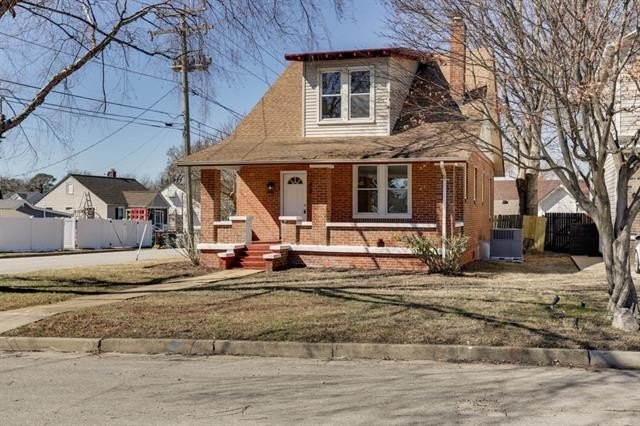 Great home! Great loctation! Great Price! Hurry to see this - Beach Home for sale in Hampton, Virginia on Beachhouse.com