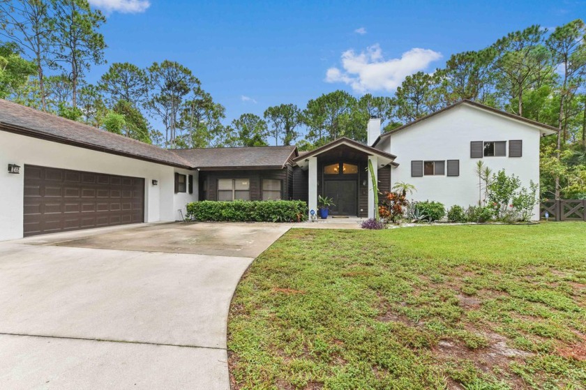 Welcome to the ultimate outdoor Florida lifestyle pool home, a - Beach Home for sale in West Palm Beach, Florida on Beachhouse.com