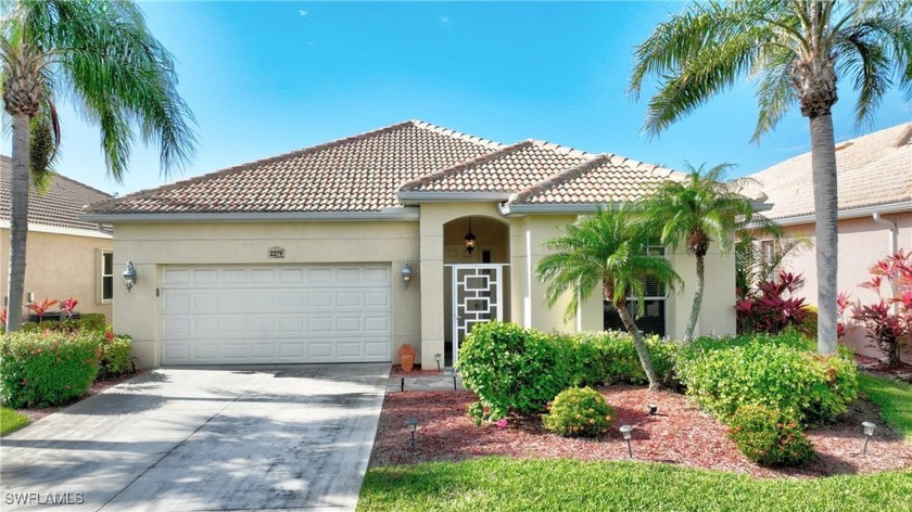 Don't miss this beautiful turn-key 2 bedroom plus den pool home - Beach Home for sale in Lehigh Acres, Florida on Beachhouse.com