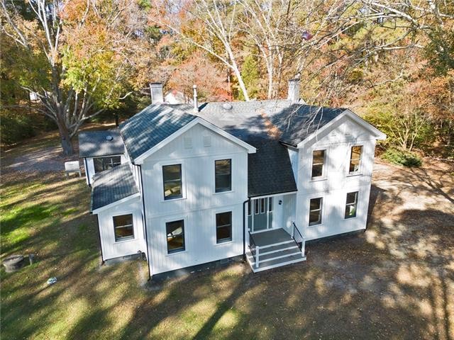 A secluded 6 acre oasis nestled along the East River!  This 4 - Beach Home for sale in Mathews, Virginia on Beachhouse.com