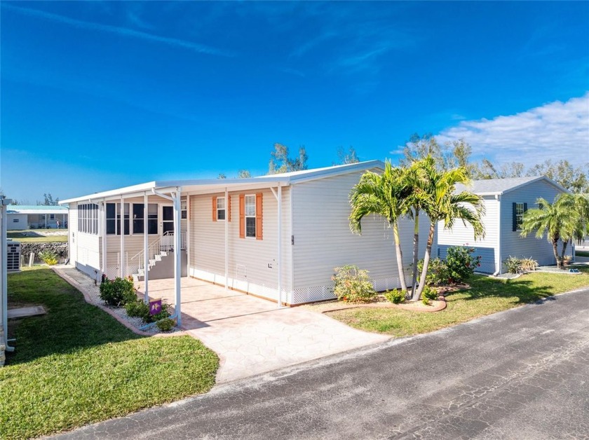 WATERFRONT 2 Bedroom, 2 Bathroom, 2 Car Carport manufactured - Beach Home for sale in Punta Gorda, Florida on Beachhouse.com