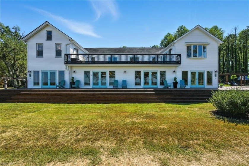 Welcome to The Bilmar Estate at 522 Felton Rd, Deltaville--an - Beach Home for sale in Deltaville, Virginia on Beachhouse.com