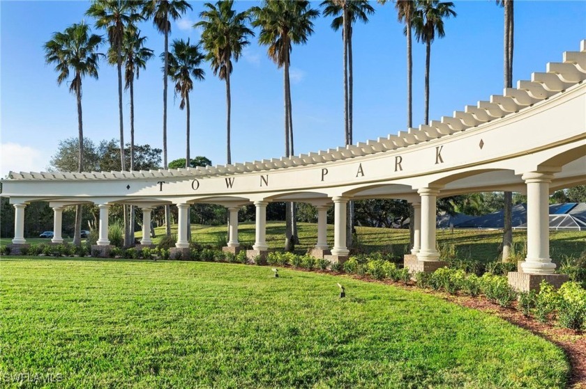 Welcome to this charming home in the desirable Town Park - Beach Home for sale in Port Orange, Florida on Beachhouse.com