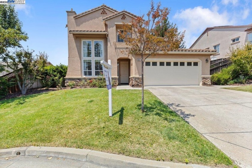 Charming opportunity in the desirable Hiddenbrooke community of - Beach Home for sale in Vallejo, California on Beachhouse.com