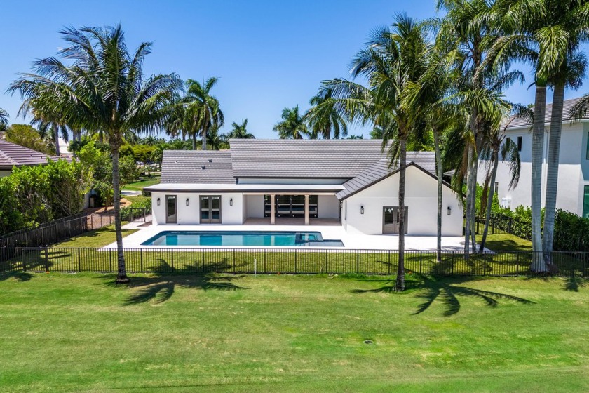 LOWEST PRICED HOME ON THE GOLF COURSE. THIS PREMIUM LOT IS 1/3 - Beach Home for sale in Boca Raton, Florida on Beachhouse.com