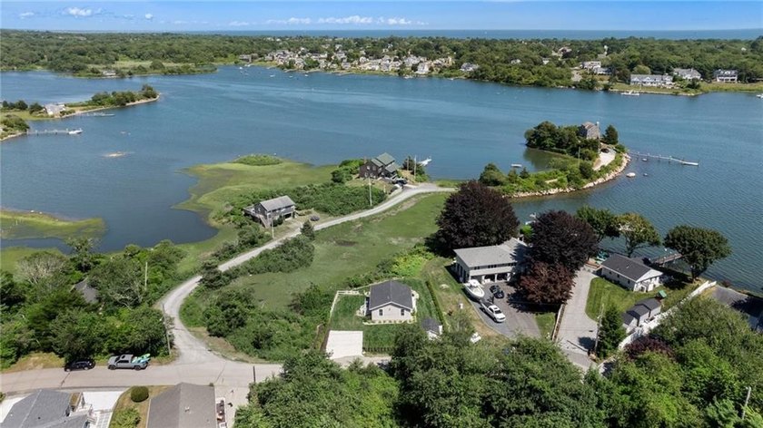 Nestled on Great Island, this fully remodeled 672 sq ft coastal - Beach Home for sale in Narragansett, Rhode Island on Beachhouse.com