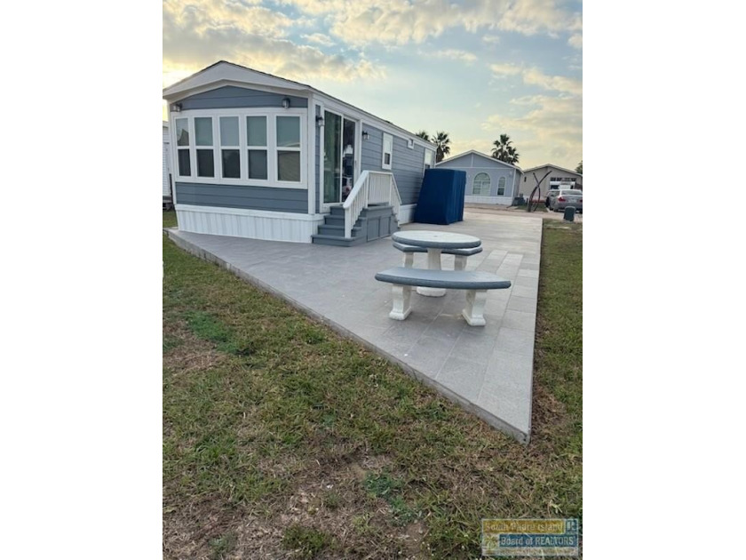 Completely remodeled park model located in the amenity rich - Beach Home for sale in Port Isabel, Texas on Beachhouse.com