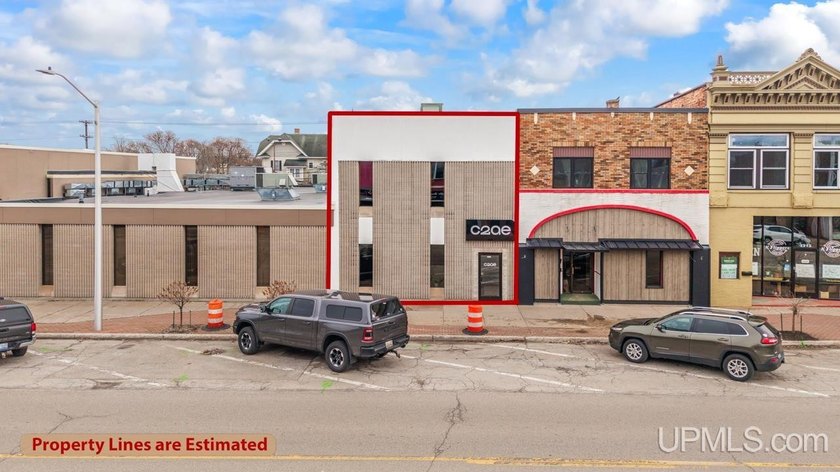 Position your business for success with this remarkable 5,200 - Beach Commercial for sale in Escanaba, Michigan on Beachhouse.com