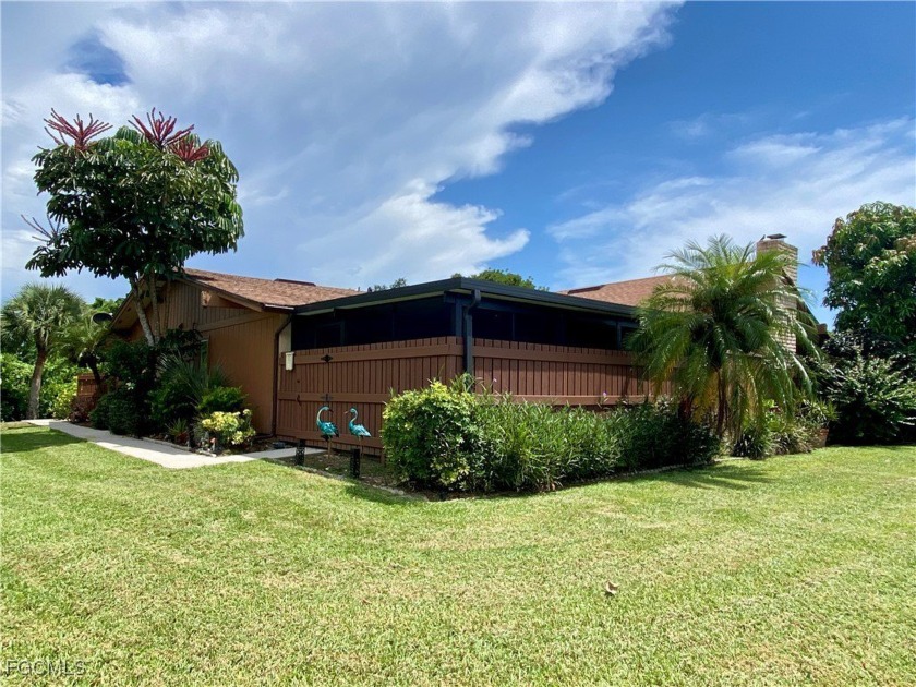 Beautifully remodeled throughout! Recent upgrades include a roof - Beach Home for sale in North Fort Myers, Florida on Beachhouse.com